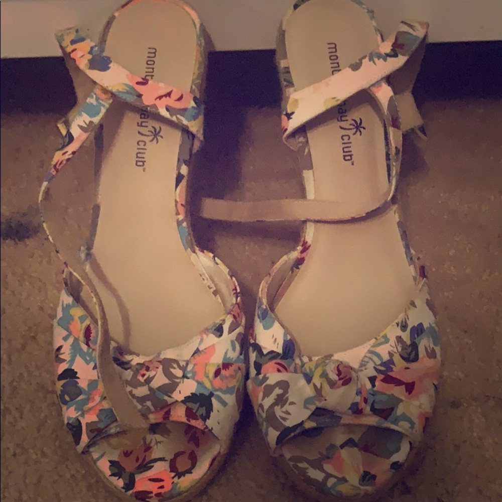 Montego Bay club flower heels